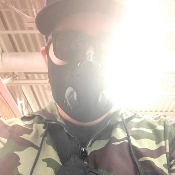 Profile Picture of Julio Perez (@gravity661) on Poshmark