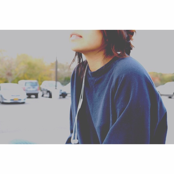 Profile Picture of Loren Hernandez (@tiny_pita) on Poshmark