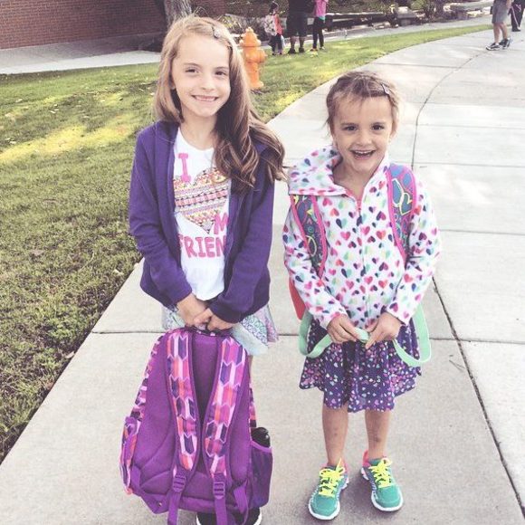 Profile Picture of Lisa Iselin (@lisa_iselin) on Poshmark