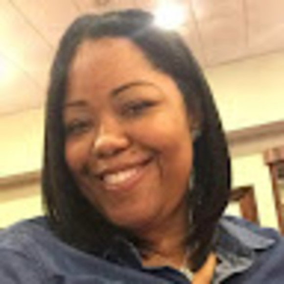 Profile Picture of K Palmer (@khpalmer3) on Poshmark