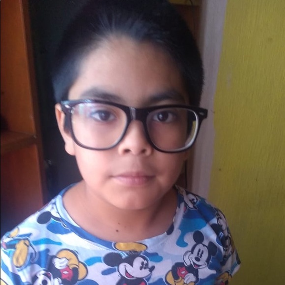 Profile Picture of Loreto Castillo (@loreto_castillo) on Poshmark