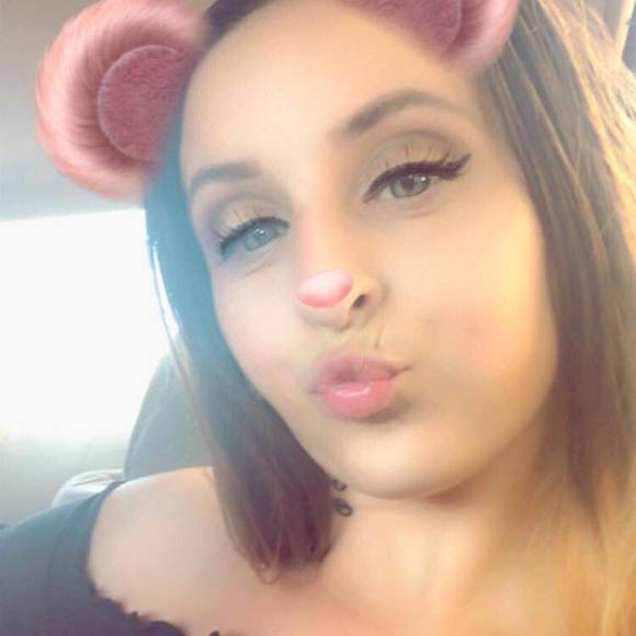 Profile Picture of Nicole Mckenzie (@nicolemckenz234) on Poshmark