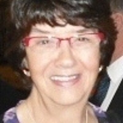 Profile Picture of Julie Nicholson (@JulieBarbara) on Twitter