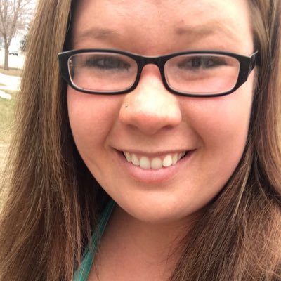 Profile Picture of Laura Thode (@laurajt21) on Twitter