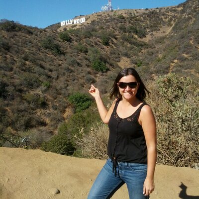 Profile Picture of Laurie Albert (@LaurieA81) on Twitter