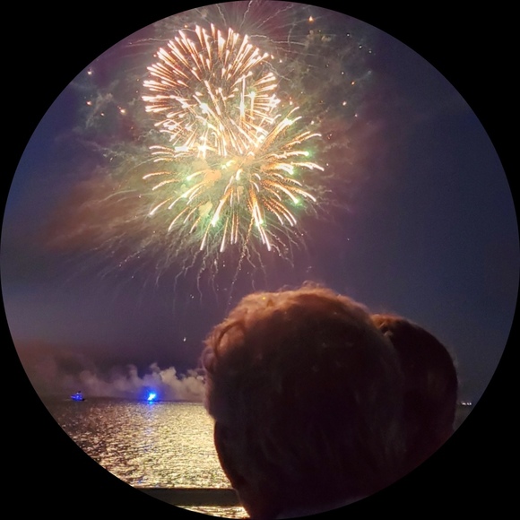 Monica Smith - Poshmark Profile Picture of Monica Smith (@my4monkeys1) on Poshmark