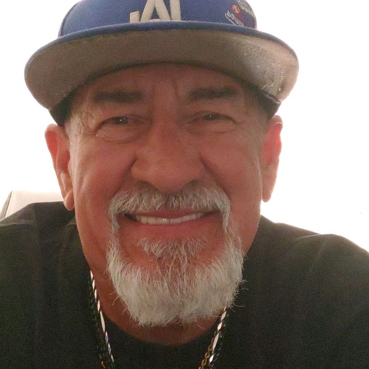 Profile Picture of Robert (@sleepy1961) on Tiktok