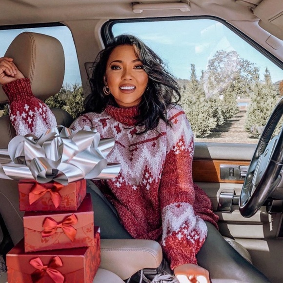 Profile Picture of April Chandler (@aprildilao) on Poshmark