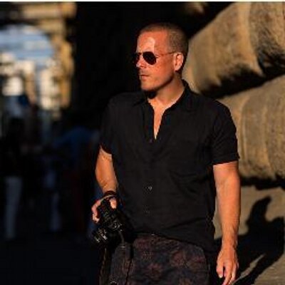 Profile Picture of Scott Schuman (@@Sartorialist) on Twitter