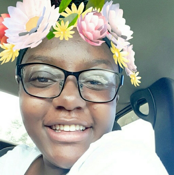 Profile Picture of Benae Boyd (@benae15) on Poshmark