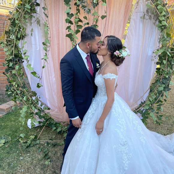 Profile Picture of Jesse Salinas (@salinasjesse77) on Poshmark