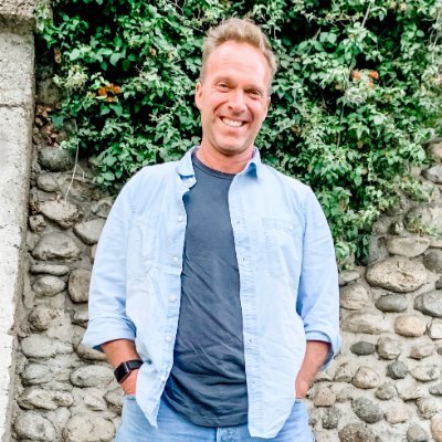 Profile Picture of Chris McCann (@nnaccm_sirhc) on Twitter