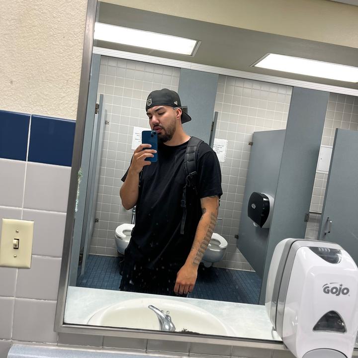 Profile Picture of Andrew (@andrewrubiano24) on Tiktok