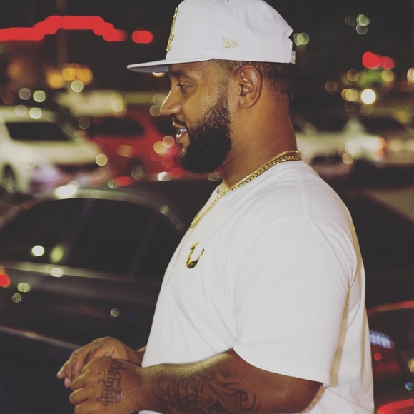 Profile Picture of Mario Ortiz (@mario720) on Poshmark