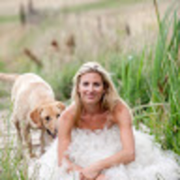 Profile Picture of Andi Bean (@andibean) on Poshmark