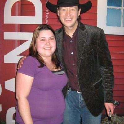 Profile Picture of Tara Greer (@CountryIsleGirl) on Twitter