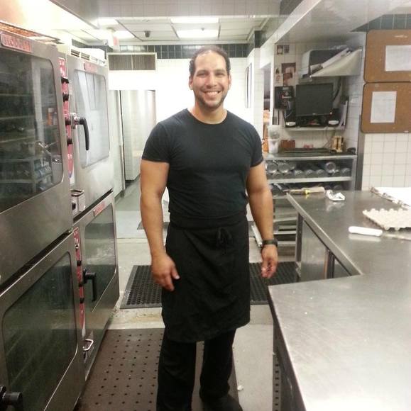 Profile Picture of Lazaro Cintron (@lazarocintron) on Poshmark