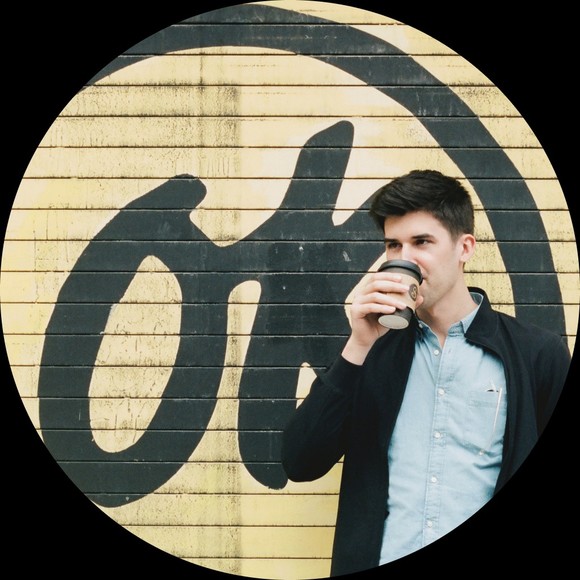 Profile Picture of David Arsenault (@davidja72) on Poshmark