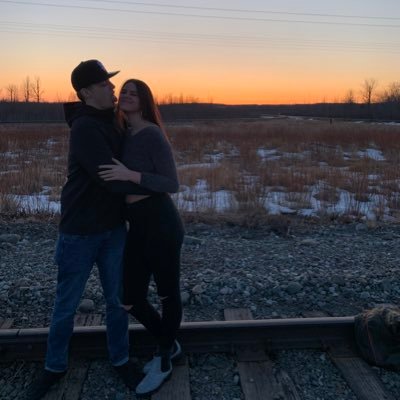 Profile Picture of Cal (@callie_pratt) on Twitter