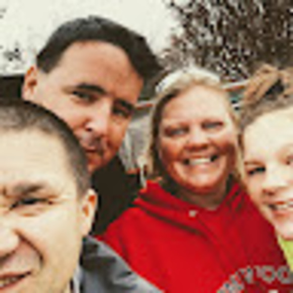 Profile Picture of Tamara Mcmahon (@tammymcmahon07) on Poshmark