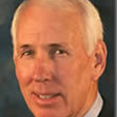 Profile Picture of R C Slocum (@rcslocum) on Twitter