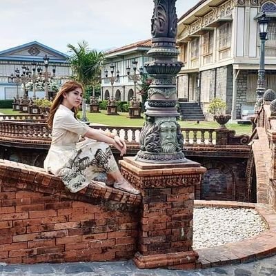 Profile Picture of Carmina Fuentebella (@Carmeinah) on Twitter