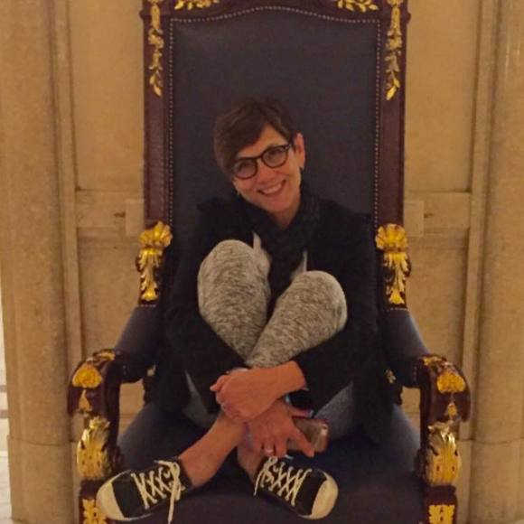 Profile Picture of Amy Perlman (@aperlman) on Poshmark
