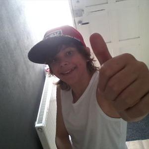 Profile Picture of Quinn Vdesker (@HarleyQuinn0895) on Twitter