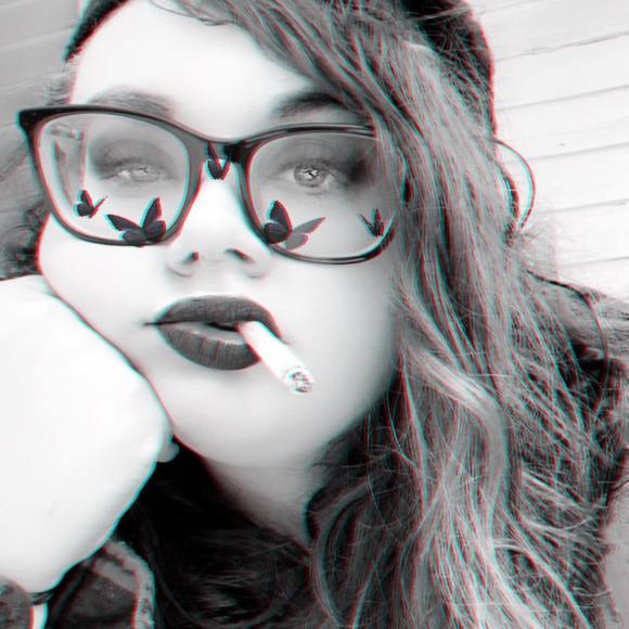 Profile Picture of Maria Epifanio (@princessmia1994) on Poshmark