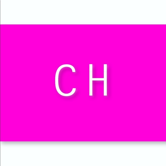 Profile Picture of Charlotte Hakimian (@cutechar10) on Poshmark