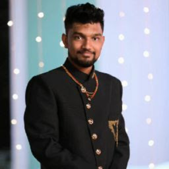 Profile Picture of Jay Patel (@jayp40625) on Poshmark