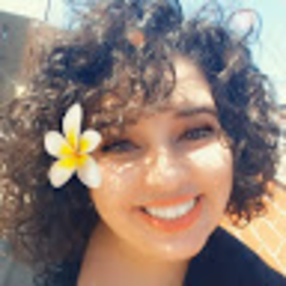 Profile Picture of Amanda Kemp (@amariekemp09) on Poshmark