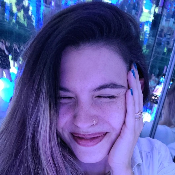 Profile Picture of Gabrielle Debevec (@gdebevec) on Poshmark