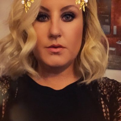 Profile Picture of @shellycork81 (@shellycork81) on Twitter