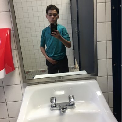 Profile Picture of Burt Mitchell Pierce (@BurtMitchellPi1) on Twitter