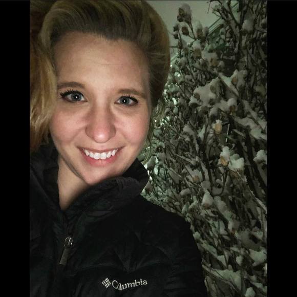 Profile Picture of Alana Gehringer (@agehringer1) on Poshmark