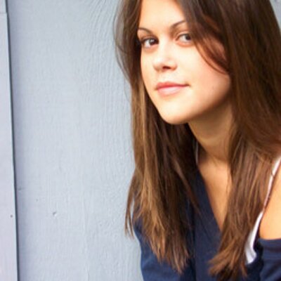 Profile Picture of Ava Harrison (@AvahBird) on Twitter