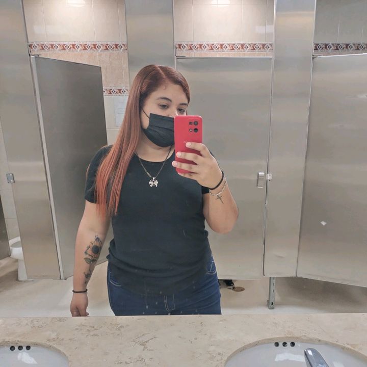 Profile Picture of Sheeylaa Kruz (@sheeylaakruz) on Tiktok
