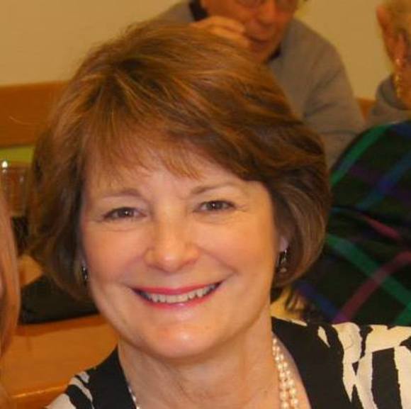 Profile Picture of Susan Easterlin (@mepurse) on Poshmark