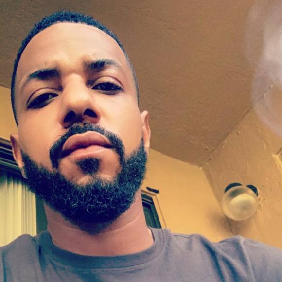 Profile Picture of Evan Becoat (@evandagr8) on Poshmark