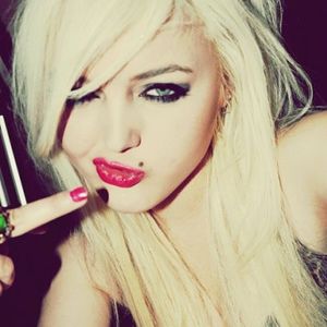 Profile Picture of Leda Phillips (@icecassqueen) on Myspace