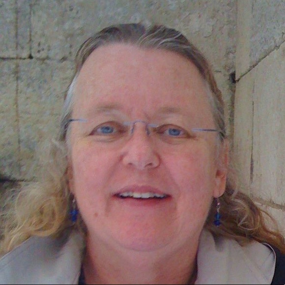 Profile Picture of Anne Mellor (@anne_mellor) on Poshmark