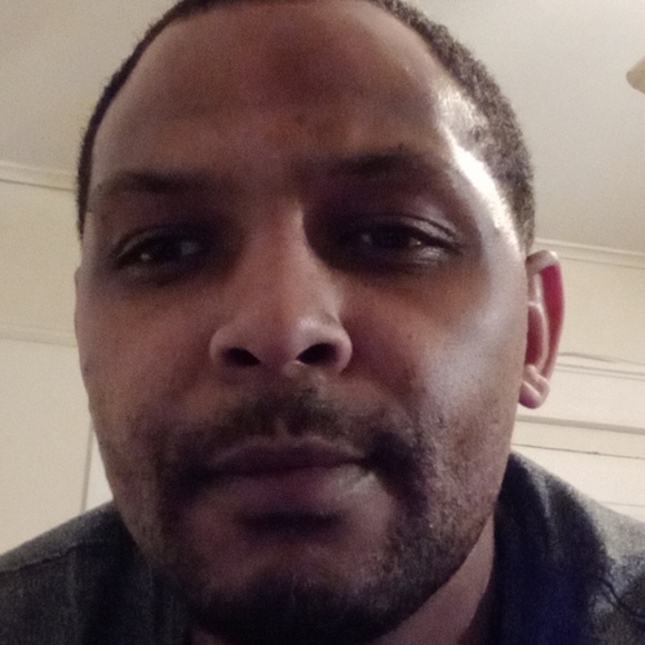 Profile Picture of Ron Jenkins (@emanuelron) on Poshmark