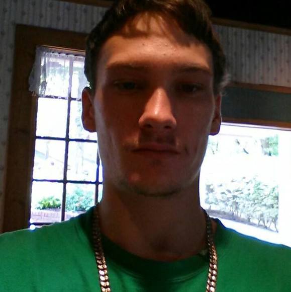 Profile Picture of Jesse Craig (@craigjesse11) on Poshmark