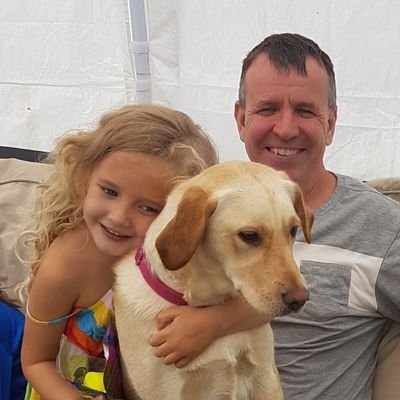 Profile Picture of Allan Burrows (@burrowshead) on Twitter