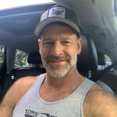 Profile Picture of Howard Randy (@howard_randy2) on Twitter