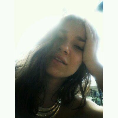 Profile Photo of Melanie Fernández (@Melfernanddez) on Twitter