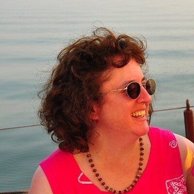 Profile Picture of Robin Rosenberg (@RSRCRW) on Twitter