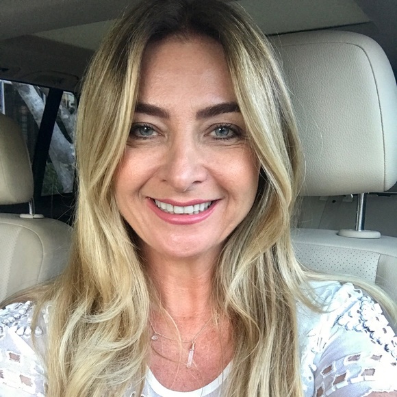 Profile Picture of Marcia Page (@rio_2003) on Poshmark