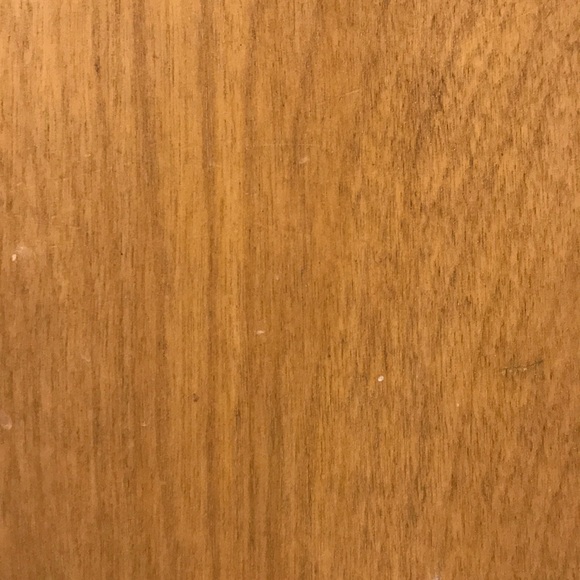 Profile Picture of Mimi Beeba (@mimibeeba) on Poshmark